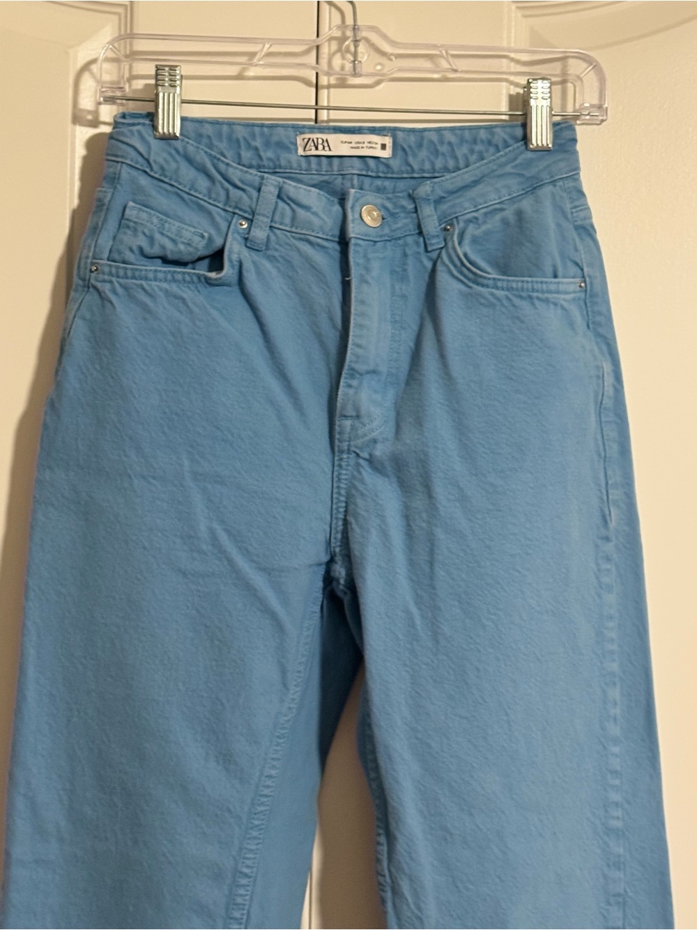 Zara Women’s Sky Blue Cropped Jeans - Picture 3 of 6